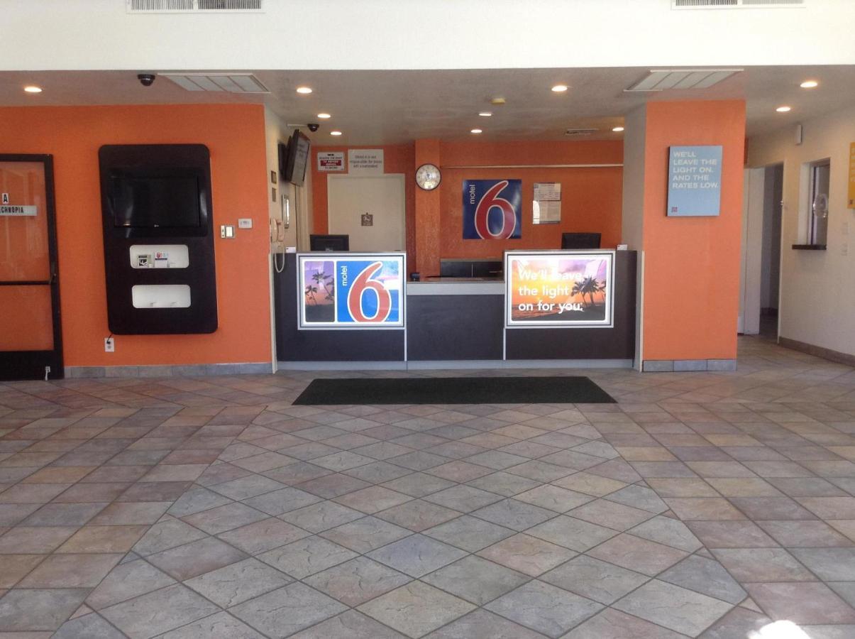 Motel 6 Hemet Exterior photo